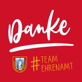 INTERNATIONALER TAG DES EHRENAMTS: WIR SAGEN DANKE! 🙏
Heute sagen wir DANKE – an all diejenigen, ohne die unser Verein nicht das wäre, was er ist. Mit über 1.100 Mitgliedern leben wir Breitensport in der ganzen Vielfalt – und das funktioniert nur, weil unzählige Menschen bei uns ehrenamtlich Großes leisten.
Ob Übungsleiter*innen, Trainer*innen, Betreuer*innen, Vorstandsmitglieder oder die vielen Helferinnen und Helfer im Hintergrund: Ihr seid das Herz unseres Vereins. 🫶
Ihr sorgt dafür, dass Kinder und Erwachsene Woche für Woche Sport treiben können, dass Teams zusammenwachsen, dass Veranstaltungen gelingen und dass unser Vereinsleben pulsiert.
Euer Engagement ist unbezahlbar – und wir sind stolz auf jede einzelne und jeden einzelnen von euch! 🙌
Danke, dass ihr den SV Kripp bewegt. 🔴⚪
#TagDesEhrenamts #Ehrenamt #DankeEhrenamt #SVKripp #Vereinsleben #Sportvereint #Teamwork #gemeinsamstark